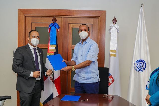 Cámara de Comercio y cabildo acuerdan preservar “Identificador” de San Cristóbal
