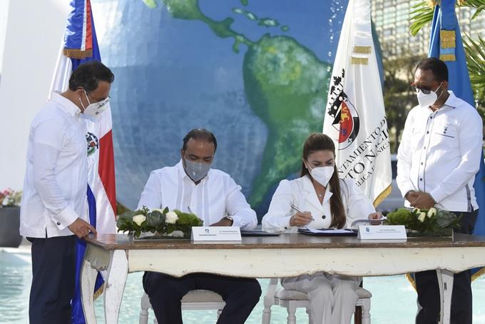 Banreservas respaldará el remozamiento de 80 espacios públicos en el DN