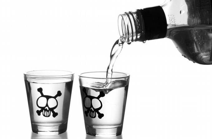 Bebidas adulteradas o de elaboración clandestina: cómo desincentivar su producción y consumo