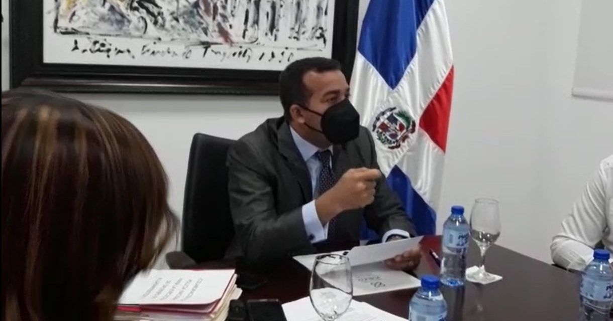 Fiscalía SDE coordina con Policía ejecución de sentencias contra invasores de tierra