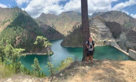 El cañón del río Blanco y el Mirador de la Cordillera