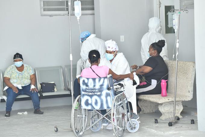 Más del 60% de los pacientes Covid está en intensivos