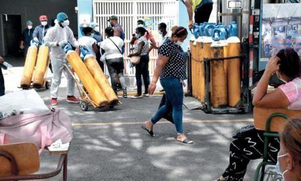 Positividad hacia arriba con 13 muertes en un día