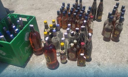 En San Cristóbal la policía allana negocios e incauta bebidas adulteradas