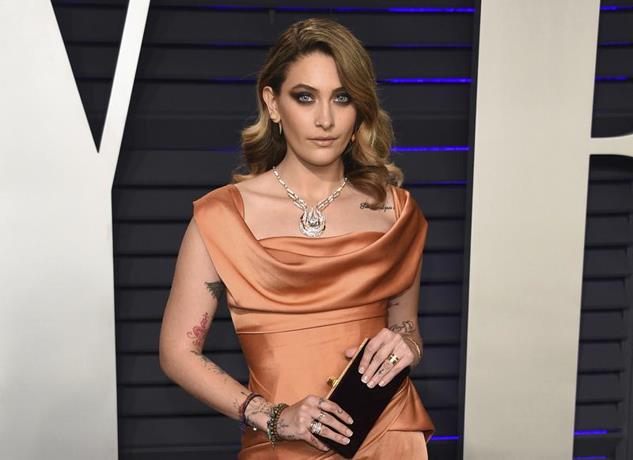 Hija de Michael Jackson dice que los paparazzi le causaron un trauma a largo plazo