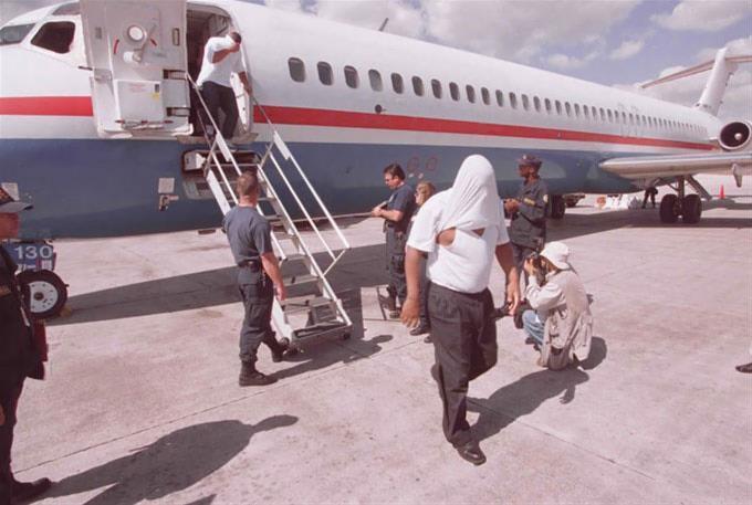 Deportan a 101 dominicanos que cumplieron condena en EEUU