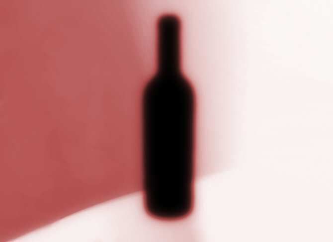 Consumir alcohol siendo menor de edad: desgracia para unos, negocio para otros