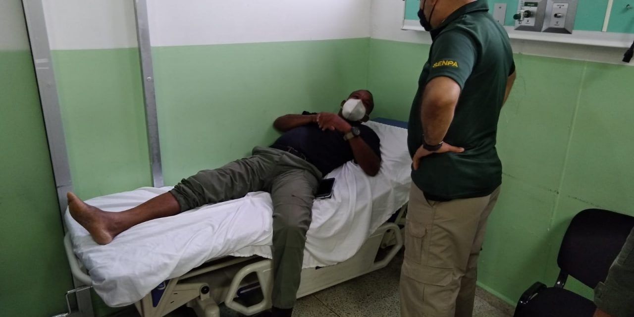 Coronel del SENPA es atropellado por conductor de camión que extraía arena en río Nizao