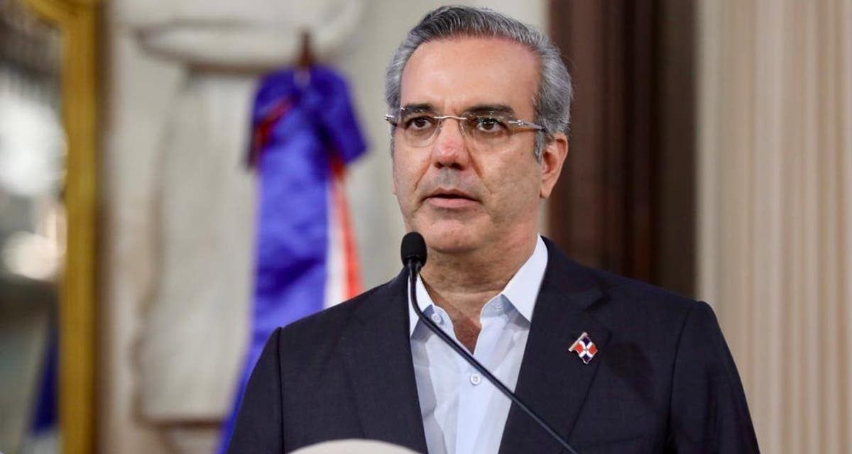 Abinader: Le ordené a funcionarios poner foto de sus familias para que lo piensen antes de corromperse