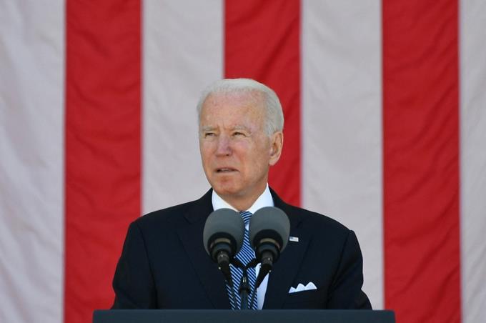 Biden propone presupuesto con la mira puesta en China