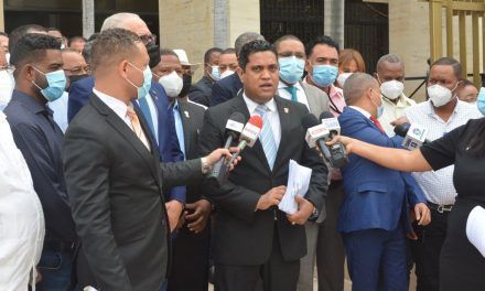 Fedomu, Fedodim y alcaldes emplazan CNSS y TSS a recibir pago de seguridad social de empleados