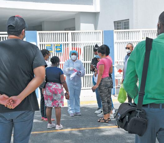 El 65% de camas UCI están llenas con los pacientes críticos