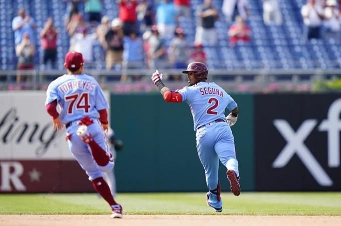Jean Segura decide victoria de los Filis de Filadelfia