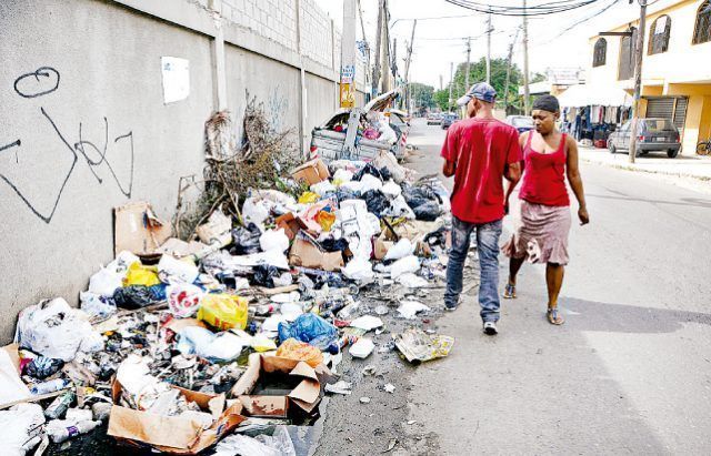 Ayuntamiento Santo Domingo Este socializa proyecto de planta de reciclaje con sectores sociales