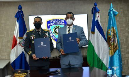 Policía Nacional y Dirección General de Migración firman acuerdo interinstitucional