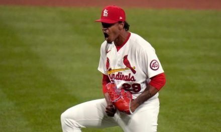 Alex Reyes se anota su salvamento 23
