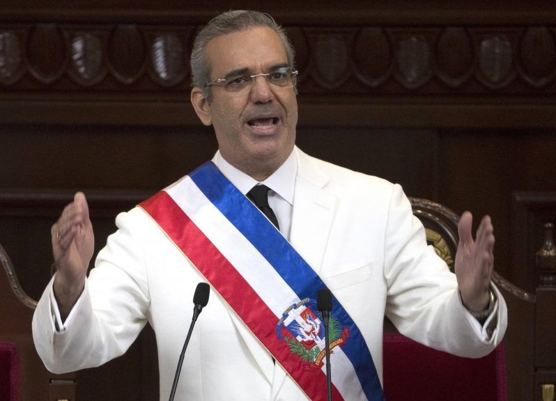 Luis Abinader el tercer presidente mejor valorado según estudio