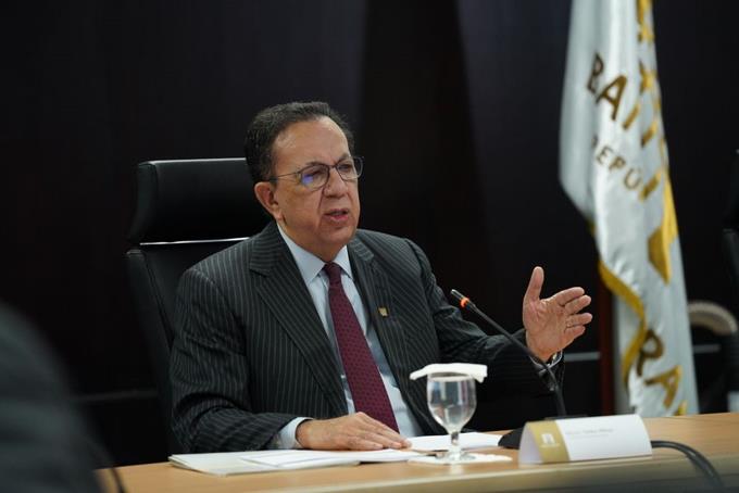 En seis meses la economía dominicana creció 13.3%