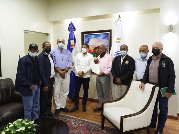 Ingenieros agronómos retoman el diálogo con Agricultura