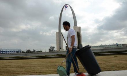 Las 10 figuras dominicanas que han pisado destacamentos, fiscalías, tribunales y otros escenarios no deseados