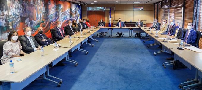 Liquidez para préstamos alcanza RD$215,000 MM