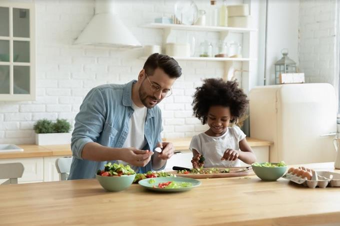 ¿Papá no sabe cocinar?