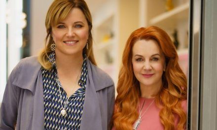 Lucy Lawless y Rennee O’Connor se reencuentran tras ‘Xena, la princesa guerrera’ en una nueva serie