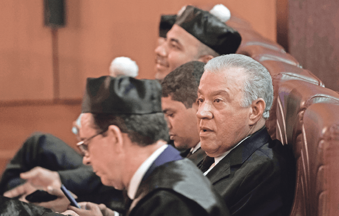 “Inútil e innecesario”, así tildan abogados el juicio contra Bautista