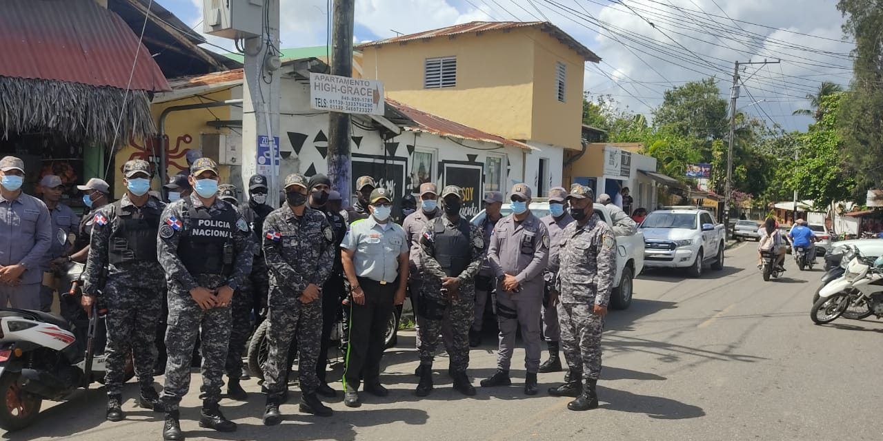PN interviene para que ciudadanos pospongan marcha pacífica en Loma de Cabarete