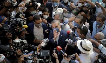 De Leonel y Danilo a Abinader: Sus diferentes estilos
