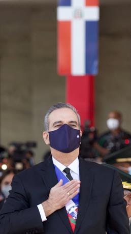 Luis Abinader, un primer año de altibajos