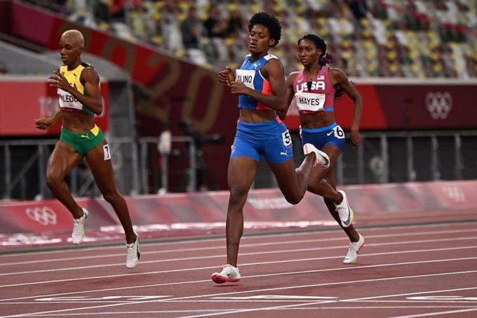 Marileidy Paulino avanza a la final de los 400 metros planos