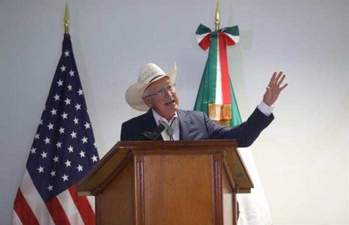 El nuevo embajador de EE.UU. llega a México con migración y pandemia de prioridad