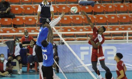 Dominicana logra segundo triunfo al derrotar 3-0 a Surinam