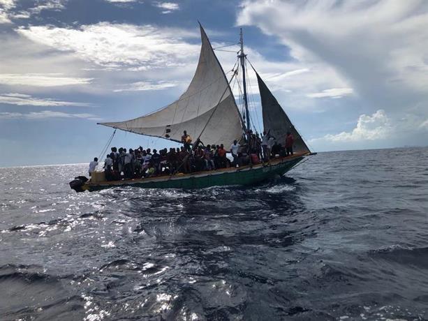 Haitianos en Miami se sienten traicionados por gobierno de Biden