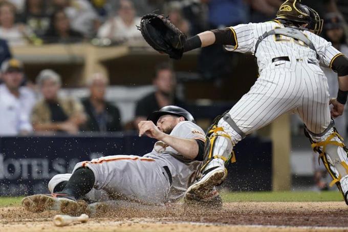 Padres pierden a pesar del jonrón 40 de Tatis Jr.