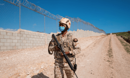 Israel diseña el muro con Haití