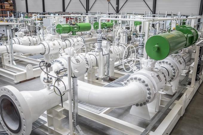 Alzas del carbón, gas natural y petróleo golpean economía RD