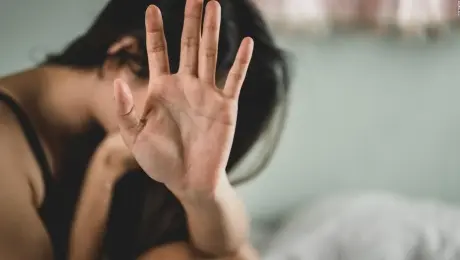 Mujer abusada se va con su “salvador”, sufre otra violación