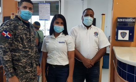 Policía instala buzones de quejas y sugerencias en entidades públicas y privadas