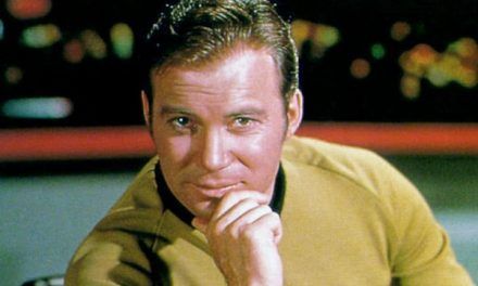 Capitán Kirk de Star Trek irá al espacio en la nave de Jeff Bezos