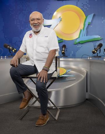 Jochy Santos celebra 25 años en la radio