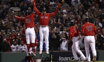 Boston aplasta a los Astros, Schwarber conecta grand slam