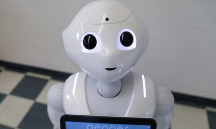 ¿Aceptaría usted órdenes de un robot?