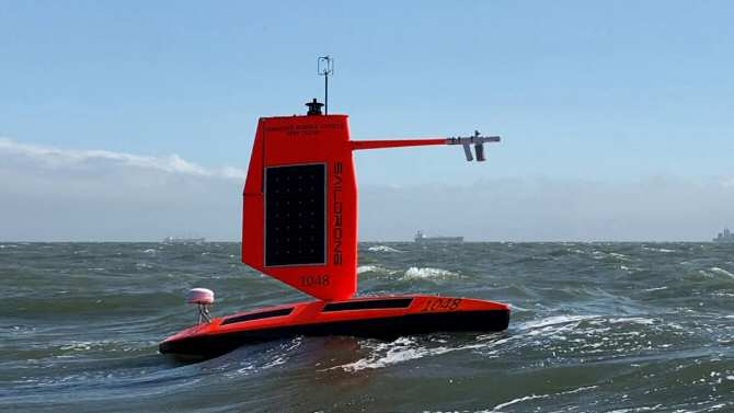 Un robot marino logra filmar un huracán desde dentro