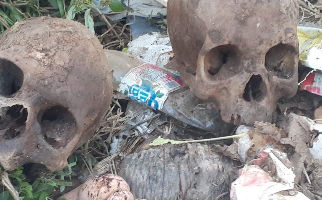 Agricultor dice encuentran tres osamentas en camino vecinal de Dajabón