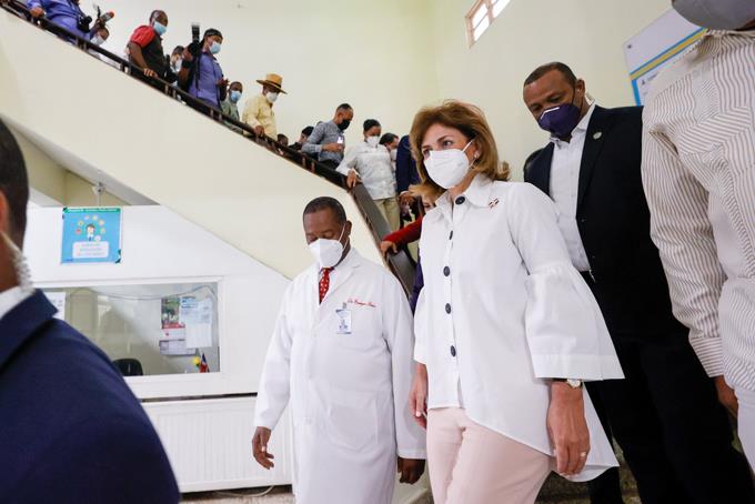 Desde hace un mes el Gobierno no anuncia llegada de nuevas vacunas de Pfizer-BioNTech