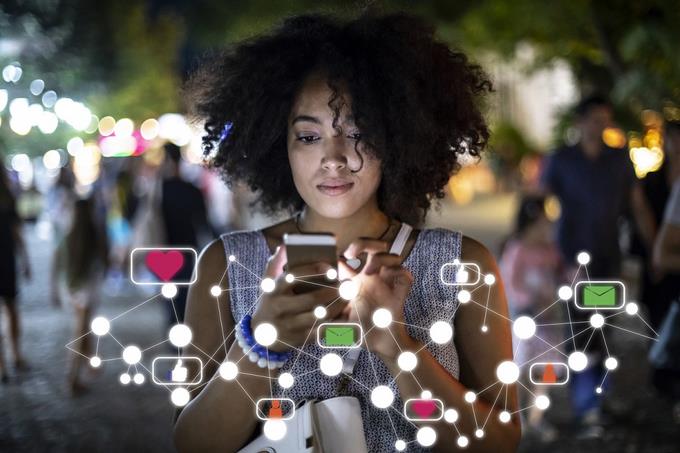 Infodemia en las redes sociales: sobrecarga y ‘apagón’ mental