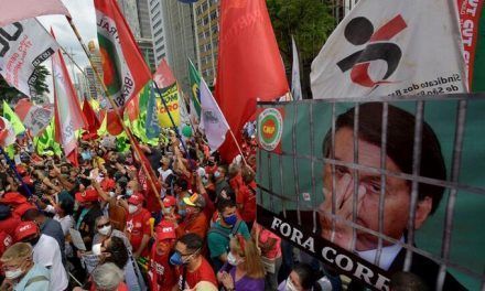 La izquierda y el centro se unen por primera vez en marchas contra Bolsonaro