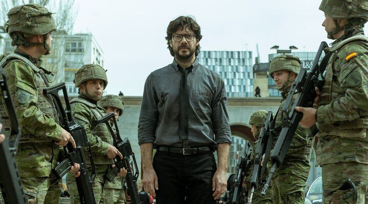 ‘La casa de papel’ desvela los títulos de sus últimos episodios con varias imágenes muy llamativas